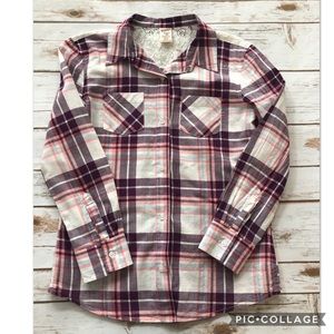 Long sleeve plaid button up